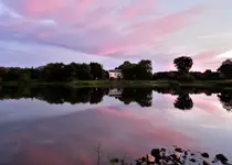 DOM NAD BRZEGIEM