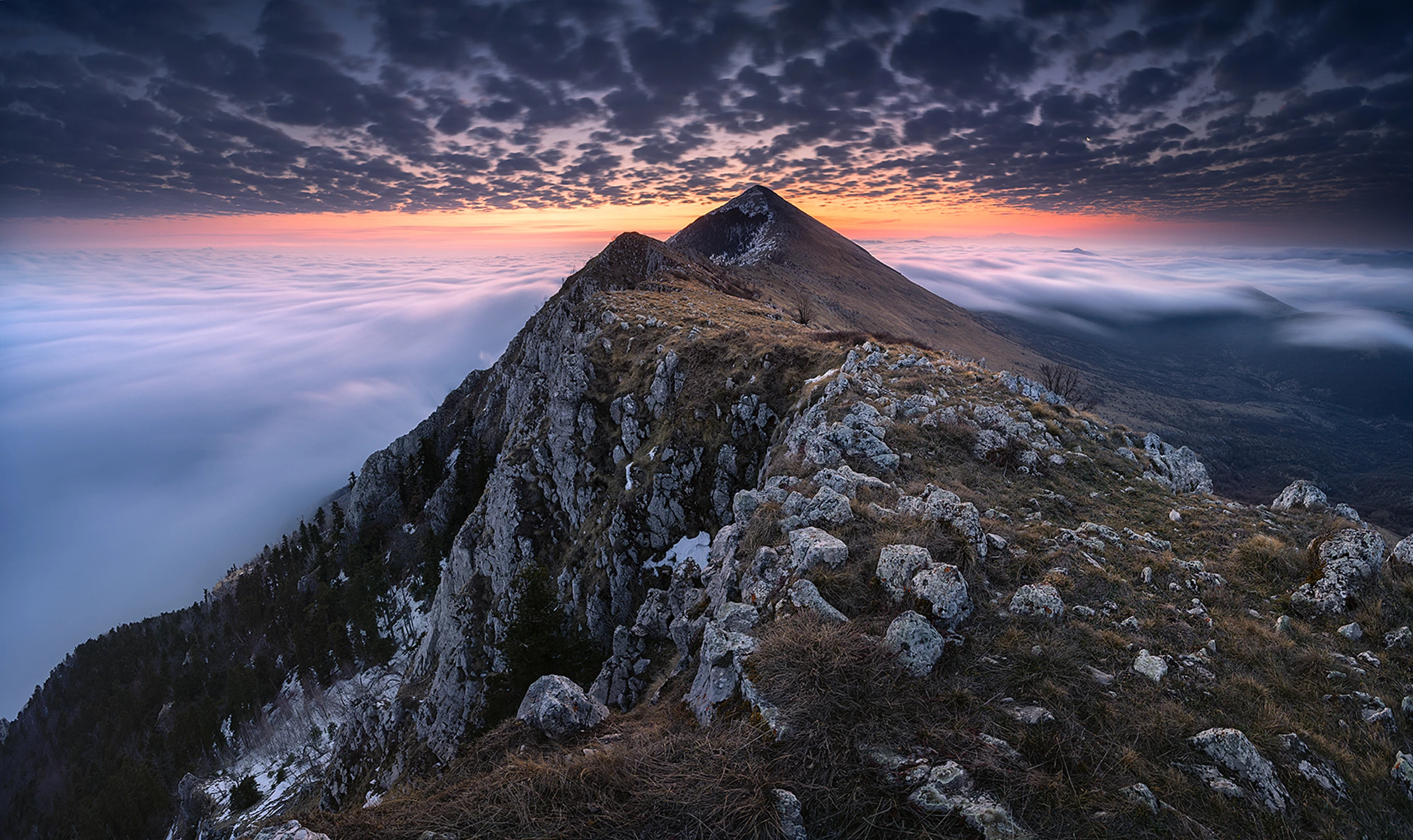 Przed wschodem słońca na Rtanj