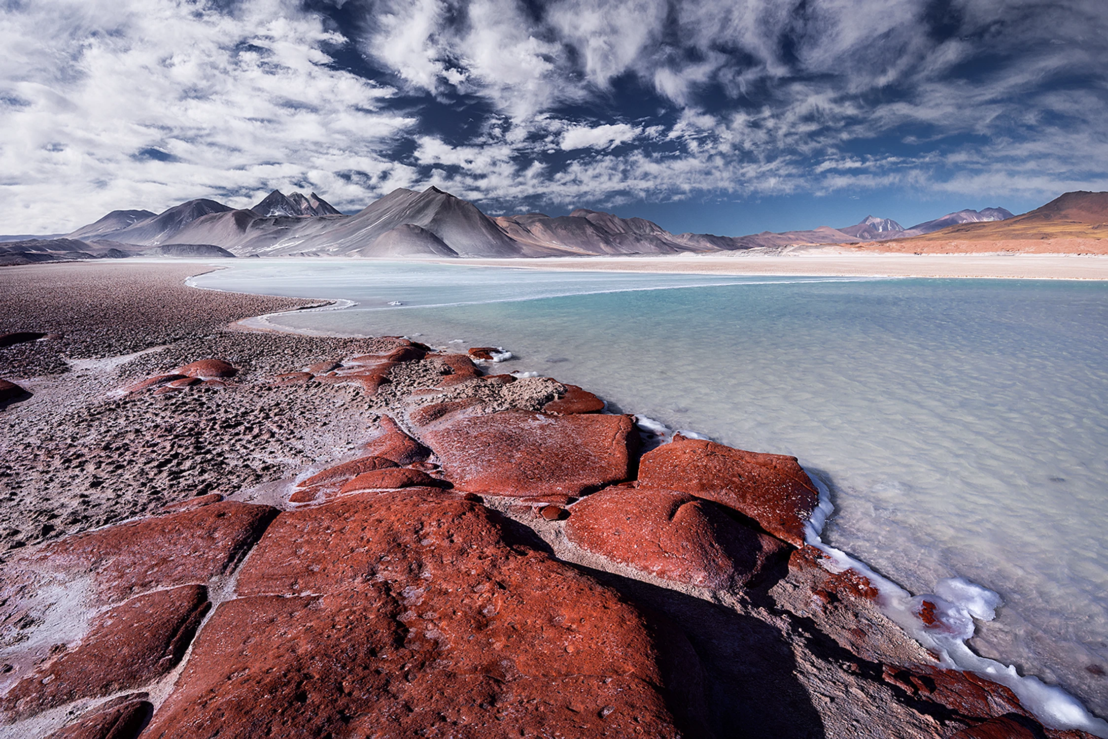 Laguna Piedras Rojas