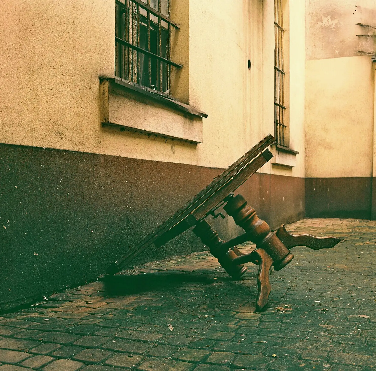 Prawie powstałem...jeszcze nie upadłem.