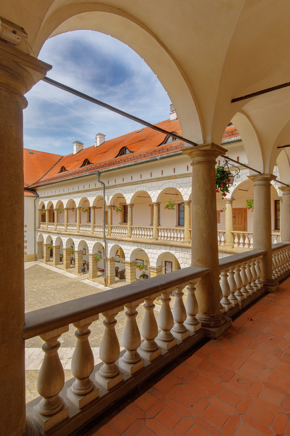 Pałac w Niepołomicach 6