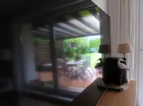 w mieszkaniu i w telewizji