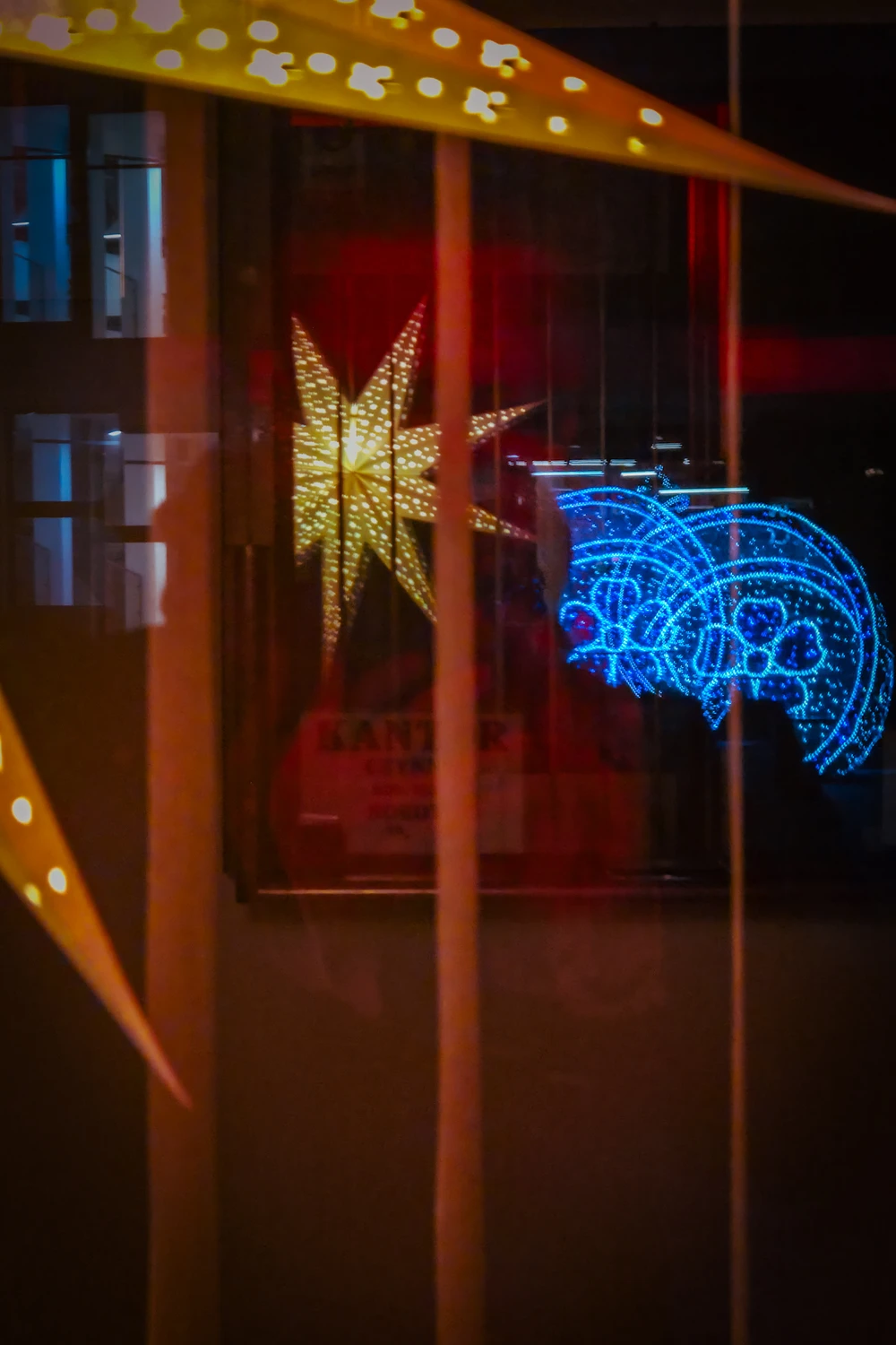 Lublin w świątecznej scenerii - z cyklu W OCZACH KAMIENIC