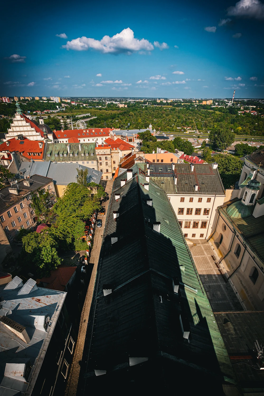 Lublin - cień wielkiej wieży