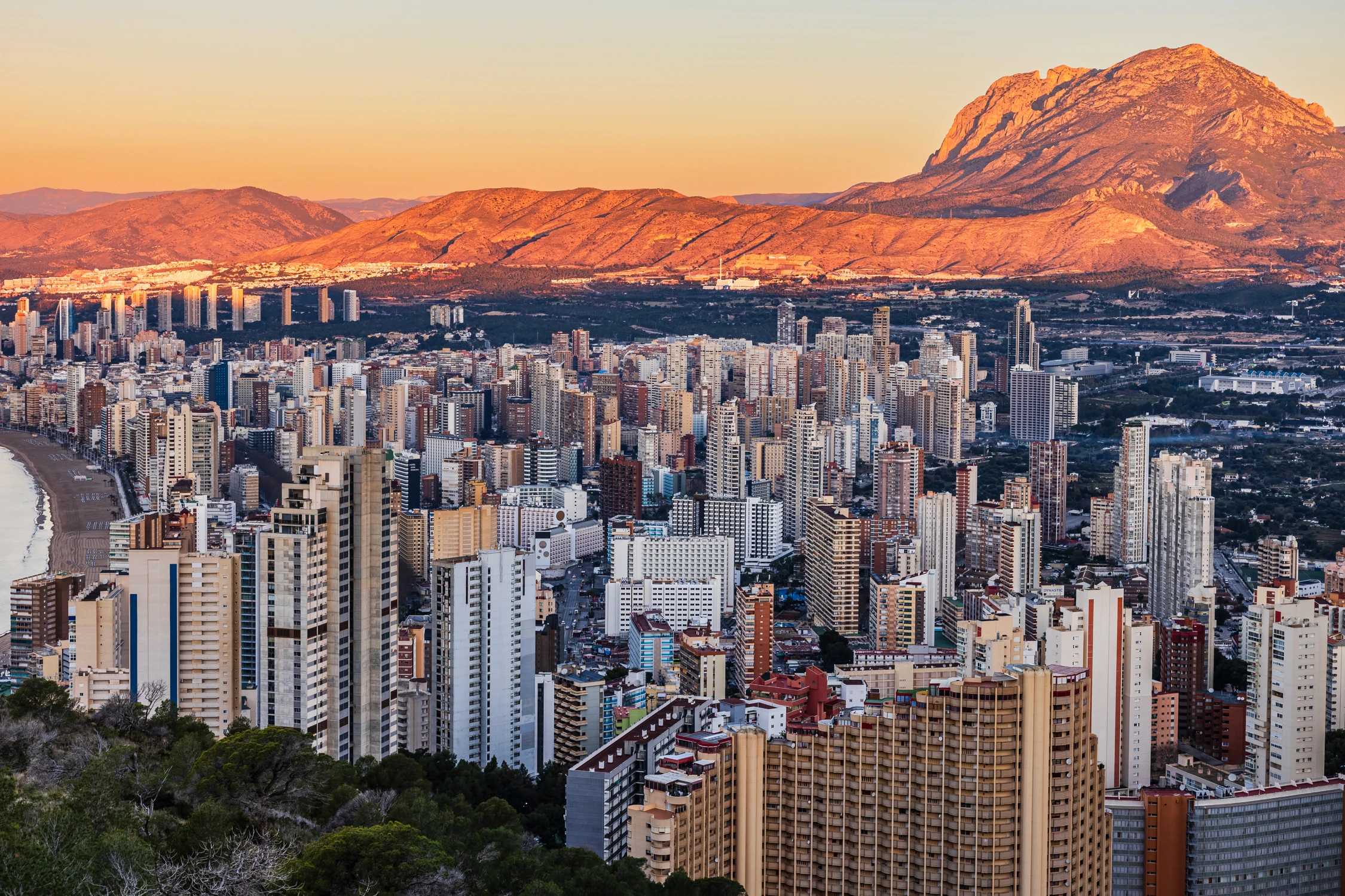 Cały Benidorm u Twych stóp