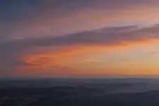 NAD KOTLINĄ WSTAJE NOWY DZIEŃ